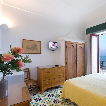 La Caravella Di Positano - Relais, Beach & Residences Kültér fotó