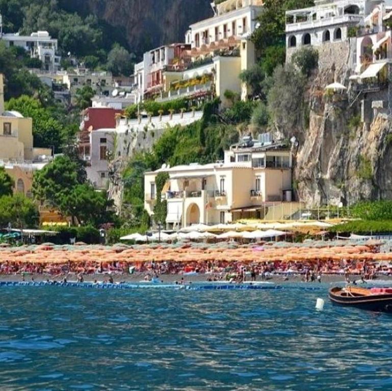 La Caravella Di Positano - Relais, Beach & Residences Kültér fotó